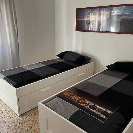 Casa Vacanze Dalla Lory ريميني المظهر الخارجي الصورة